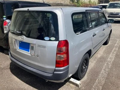TOYOTA SUCCEED VAN