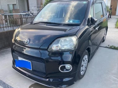TOYOTA PORTE