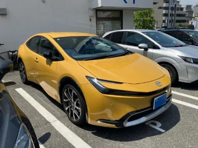 TOYOTA PRIUS PHV