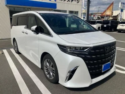 TOYOTA ALPHARD 2023 с аукциона, 2500cc, пробег 21 000 км