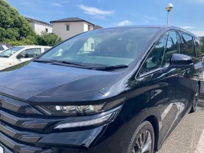TOYOTA VELLFIRE 2025 с аукциона, 2400cc, пробег 17 000 км