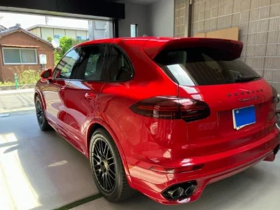 PORSCHE CAYENNE
