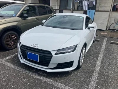 AUDI TT