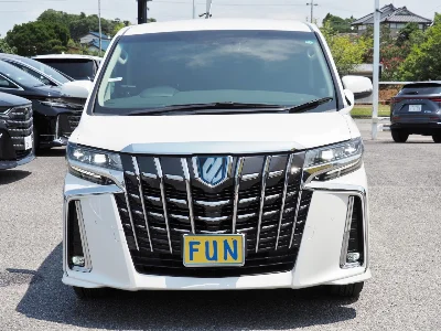 TOYOTA ALPHARD 2021 с аукциона, 2500cc, пробег 50 000 км