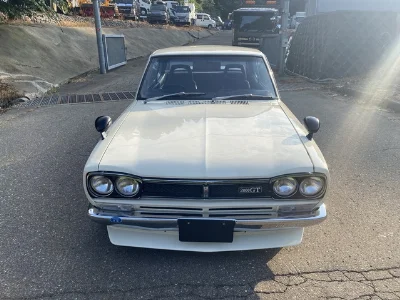 NISSAN SKYLINE