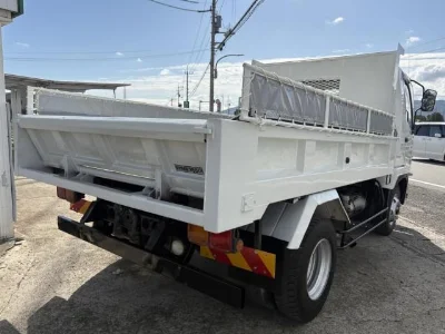MITSUBISHI FUSO FIGHTER