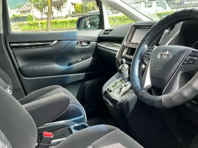 TOYOTA VELLFIRE 2017 с аукциона, 2500cc, пробег 58 000 км