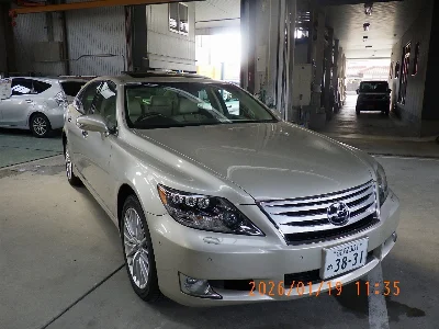 LEXUS LS