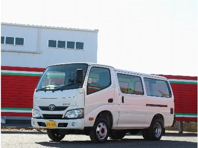 TOYOTA DYNA