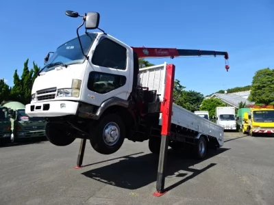 MITSUBISHI FUSO FIGHTER