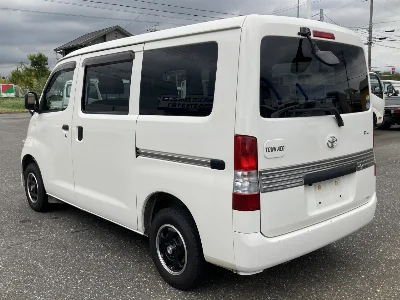 TOYOTA TOWN ACE VAN