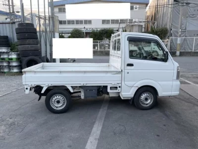 NISSAN CLIPPER TRUCK