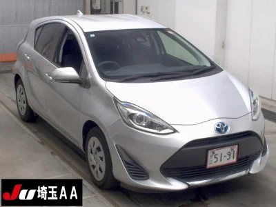 TOYOTA AQUA 2021 с аукциона, 1500cc, пробег 84 000 км