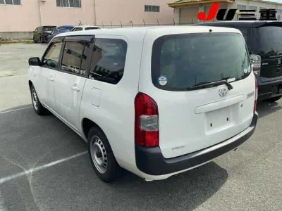 TOYOTA SUCCEED