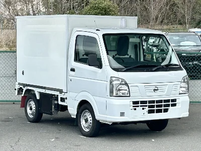 NISSAN CLIPPER TRUCK