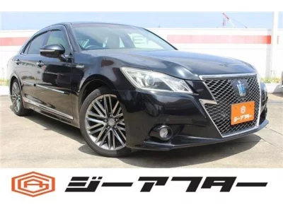 TOYOTA CROWN 2013 с аукциона, 2500cc, пробег 108 000 км