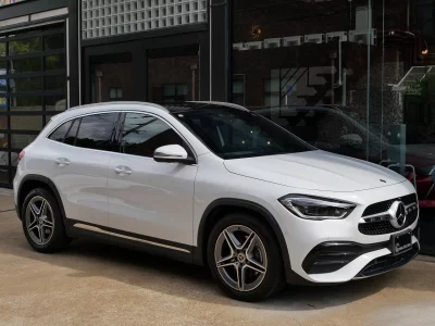 MERCEDES BENZ GLA