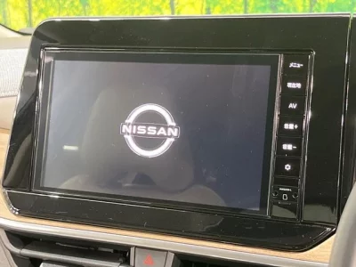 NISSAN AURA 2023 с аукциона, 1200cc, пробег 16 000 км