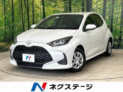 TOYOTA YARIS 2024 с аукциона, 1000cc, пробег 42 000 км