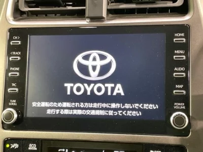 TOYOTA PRIUS 2021 с аукциона, 1800cc, пробег 67 000 км