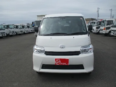 TOYOTA TOWN ACE VAN