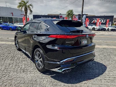 TOYOTA HARRIER 2025 с аукциона, 2500cc, пробег 21 000 км