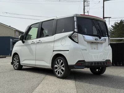 TOYOTA TANK