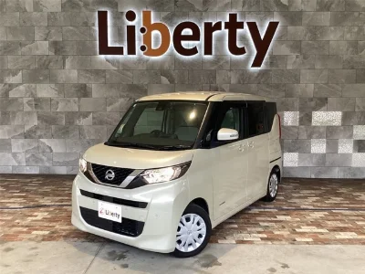 NISSAN ROOX