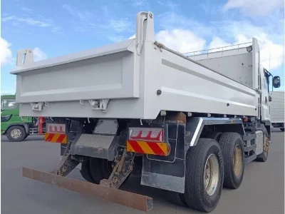ISUZU GIGA 2020 с аукциона, 9830cc, пробег 309 000 км
