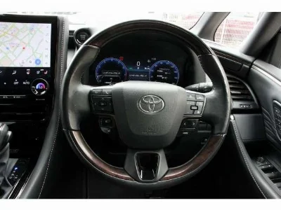 TOYOTA ALPHARD 2023 с аукциона, 2500cc, пробег 47 000 км