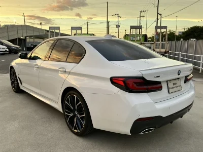 BMW 5 SERIES с аукциона, 2000cc, пробег 25 000 км
