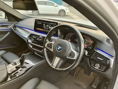BMW 5 SERIES с аукциона, 2000cc, пробег 25 000 км