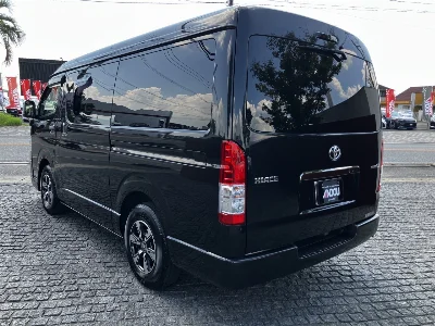 TOYOTA HIACE VAN 2021 с аукциона, 2800cc, пробег 52 000 км