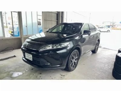 TOYOTA HARRIER 2020 с аукциона, 2000cc, пробег 82 000 км