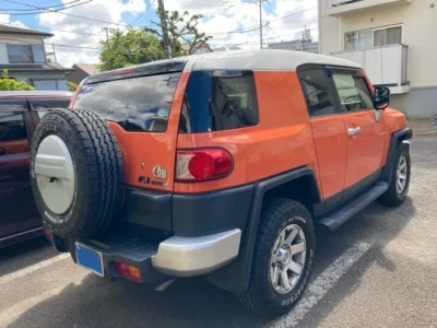 TOYOTA FJ CRUISER