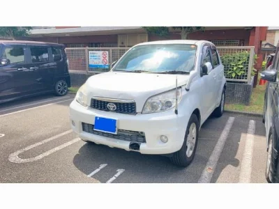 TOYOTA RUSH