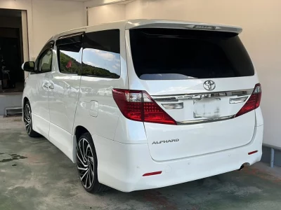 TOYOTA ALPHARD 2014 с аукциона, 2400cc, пробег 133 000 км