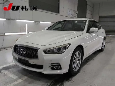 NISSAN SKYLINE