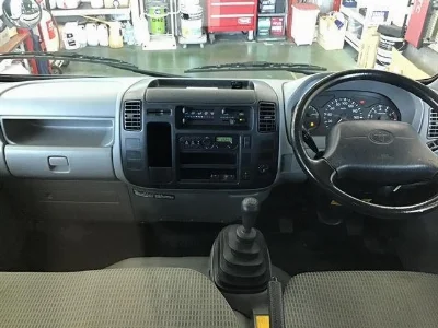 TOYOTA DYNA