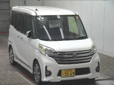 NISSAN DAYZ ROOX