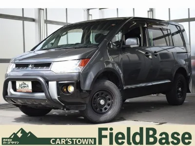 MITSUBISHI DELICA D5