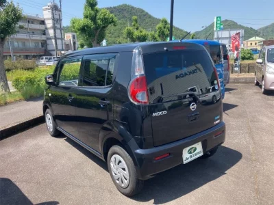 NISSAN MOCO