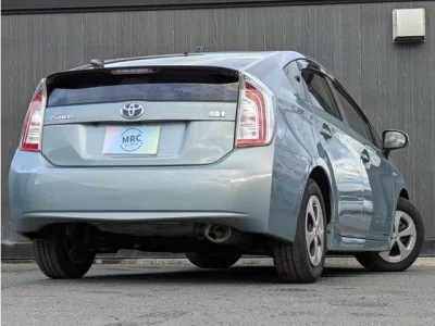 TOYOTA PRIUS 2013 с аукциона, 1800cc, пробег 28 000 км