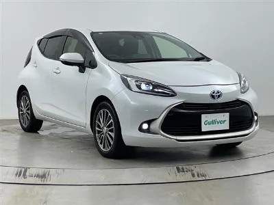 TOYOTA AQUA 2022 с аукциона, 1500cc, пробег 43 000 км