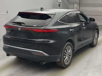 TOYOTA HARRIER 2021 с аукциона, 2000cc, пробег 63 000 км