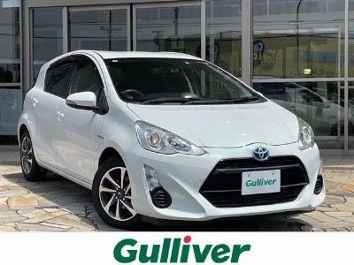 TOYOTA AQUA 2015 с аукциона, 1500cc, пробег 77 000 км