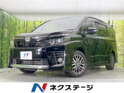 TOYOTA VOXY 2014 с аукциона, 2000cc, пробег 77 000 км