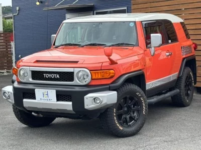 TOYOTA FJ CRUISER