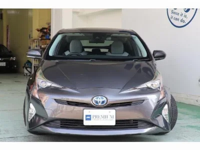 TOYOTA PRIUS 2016 с аукциона, 1800cc, пробег 46 000 км