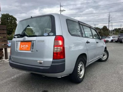 TOYOTA SUCCEED